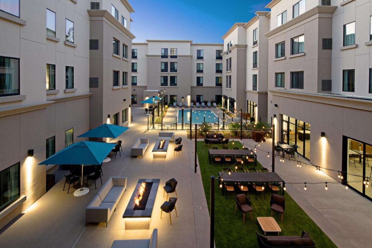 Springhill Suites By Marriott Valencia Extérieur photo